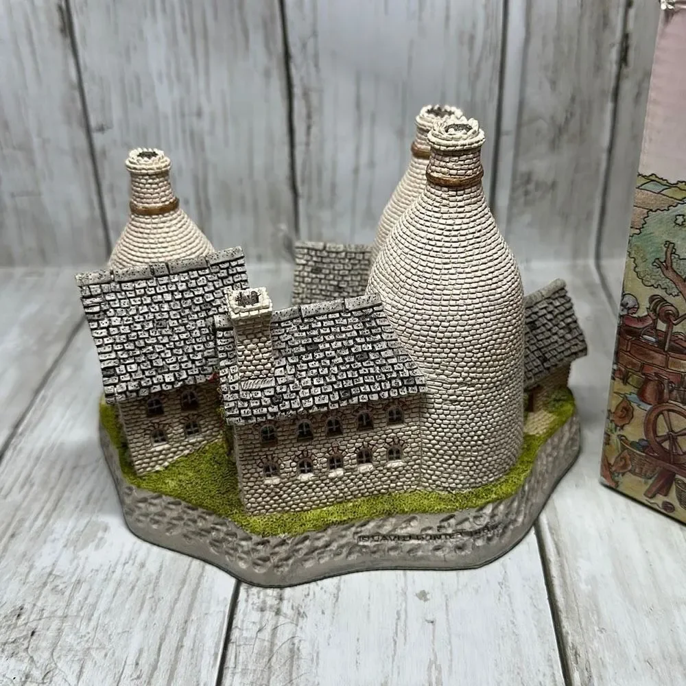 David Winter Cottages‎ The Midlands Collection The Bottle Kilns 1987